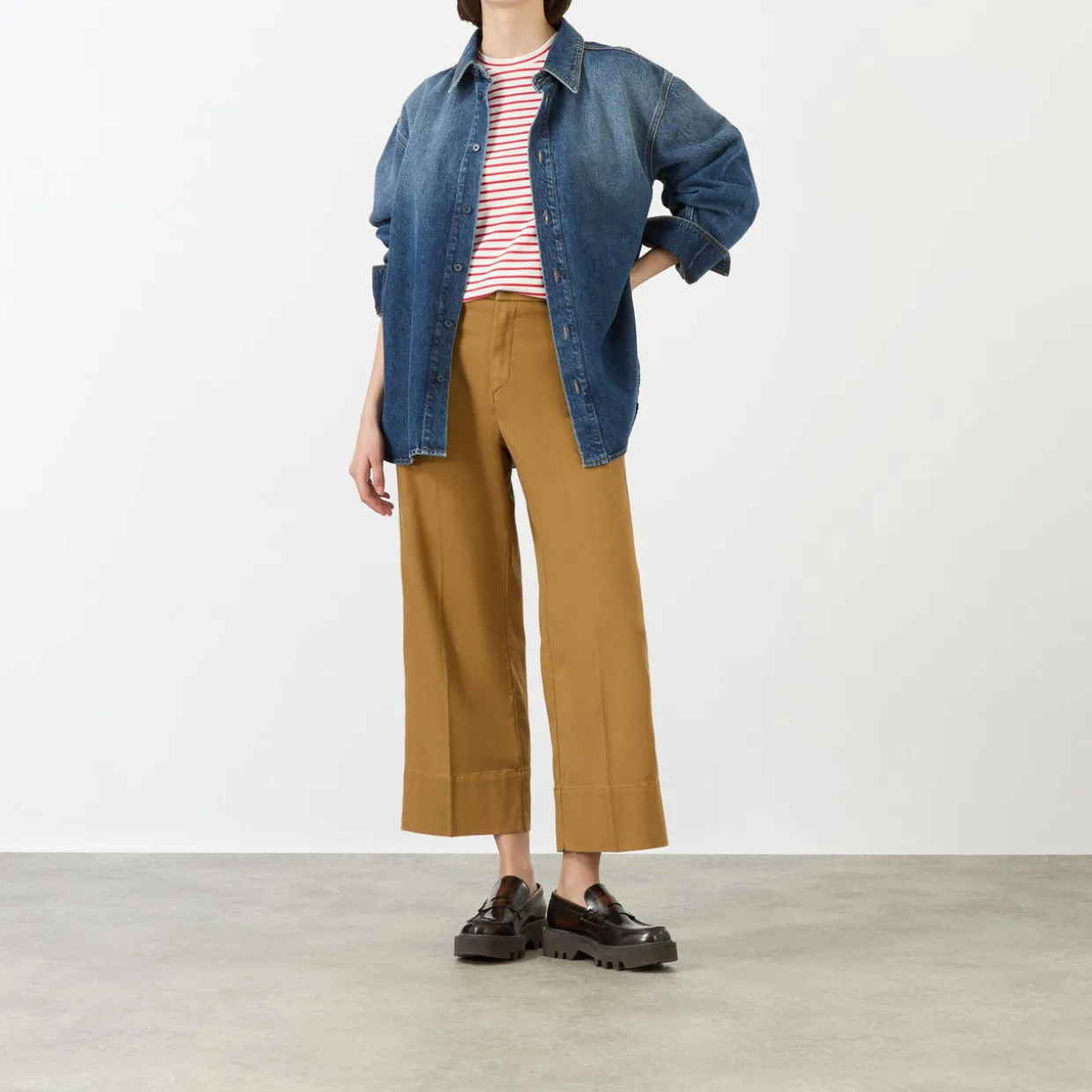 High-Rise Wide Leg Cropped Trousers