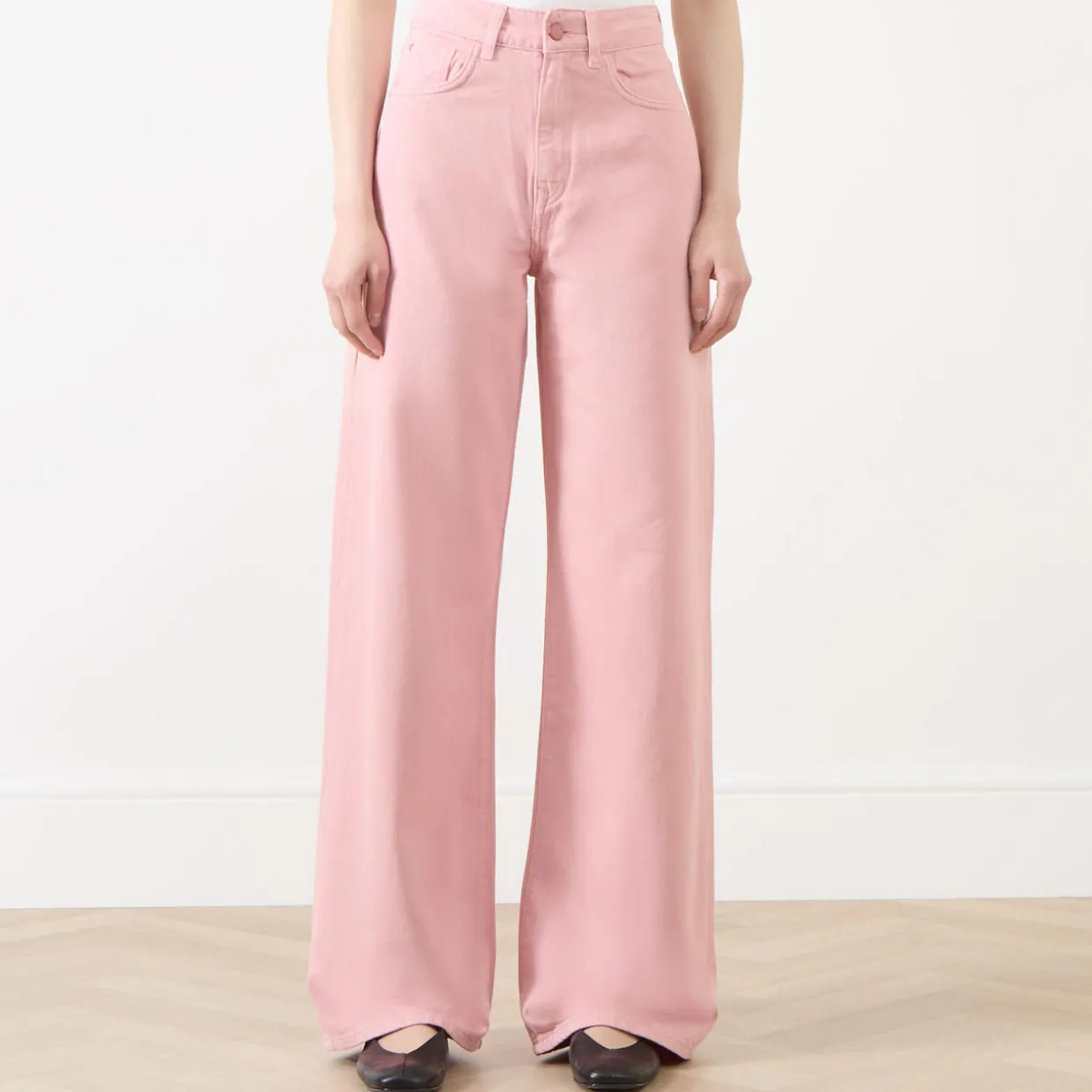 High-Rise Wide Leg Jeans