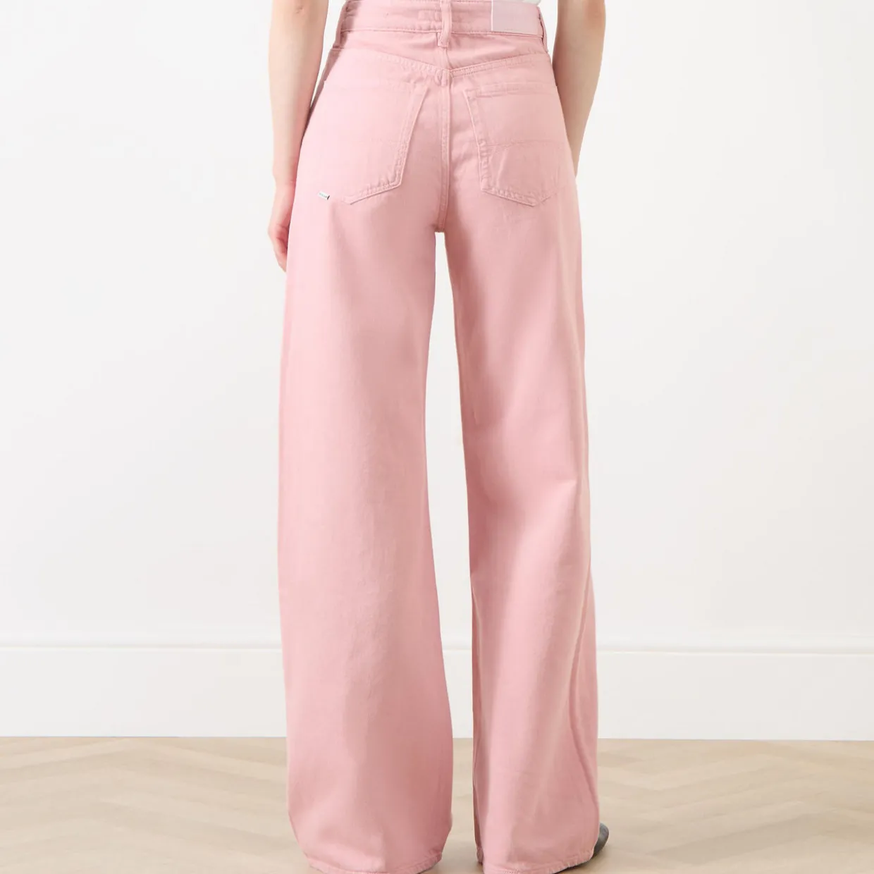 High-Rise Wide Leg Jeans