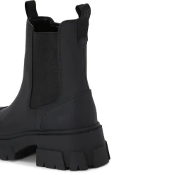 Holly Chelsea Boots