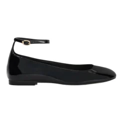 Hoop Ballet Flats