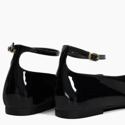Hoop Ballet Flats