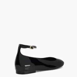 Hoop Ballet Flats