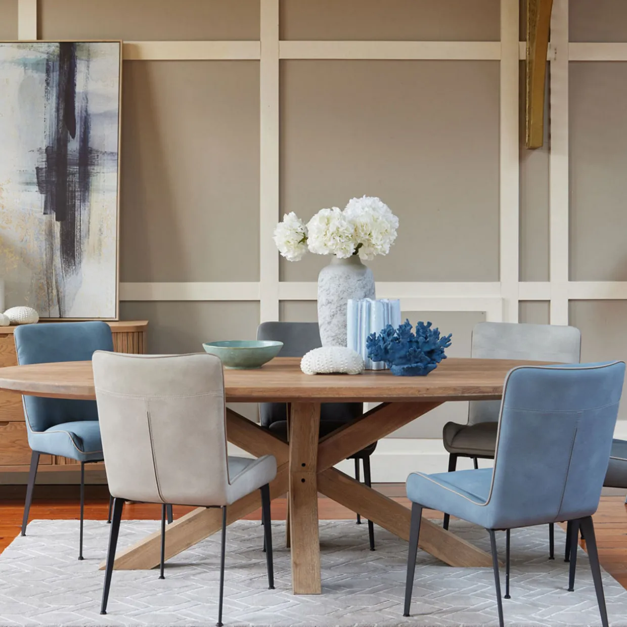 Hugo Large Oval Table