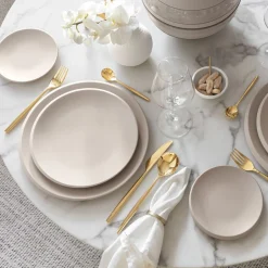 Iconic La Boule Seven-Piece Dinner Set