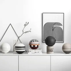 Iconic La Boule Seven-Piece Dinner Set