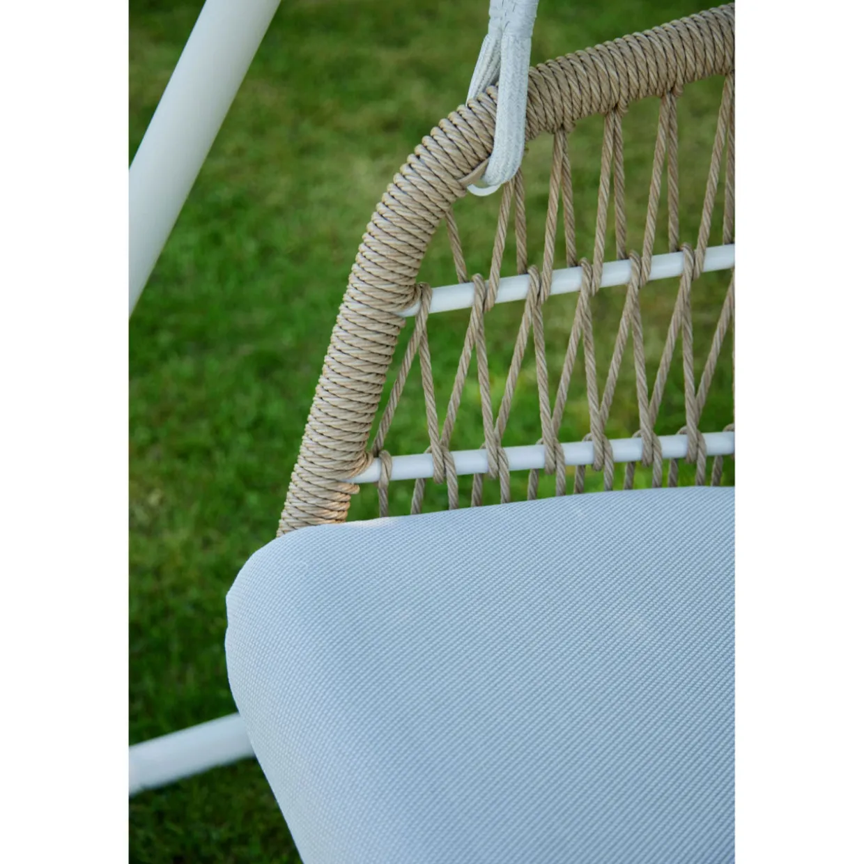 Irvington Garden Double Swing Ivory White Coconut