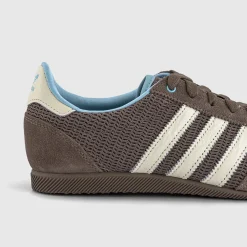 Japan Trainers