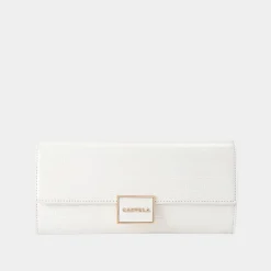 Jessica Clutch