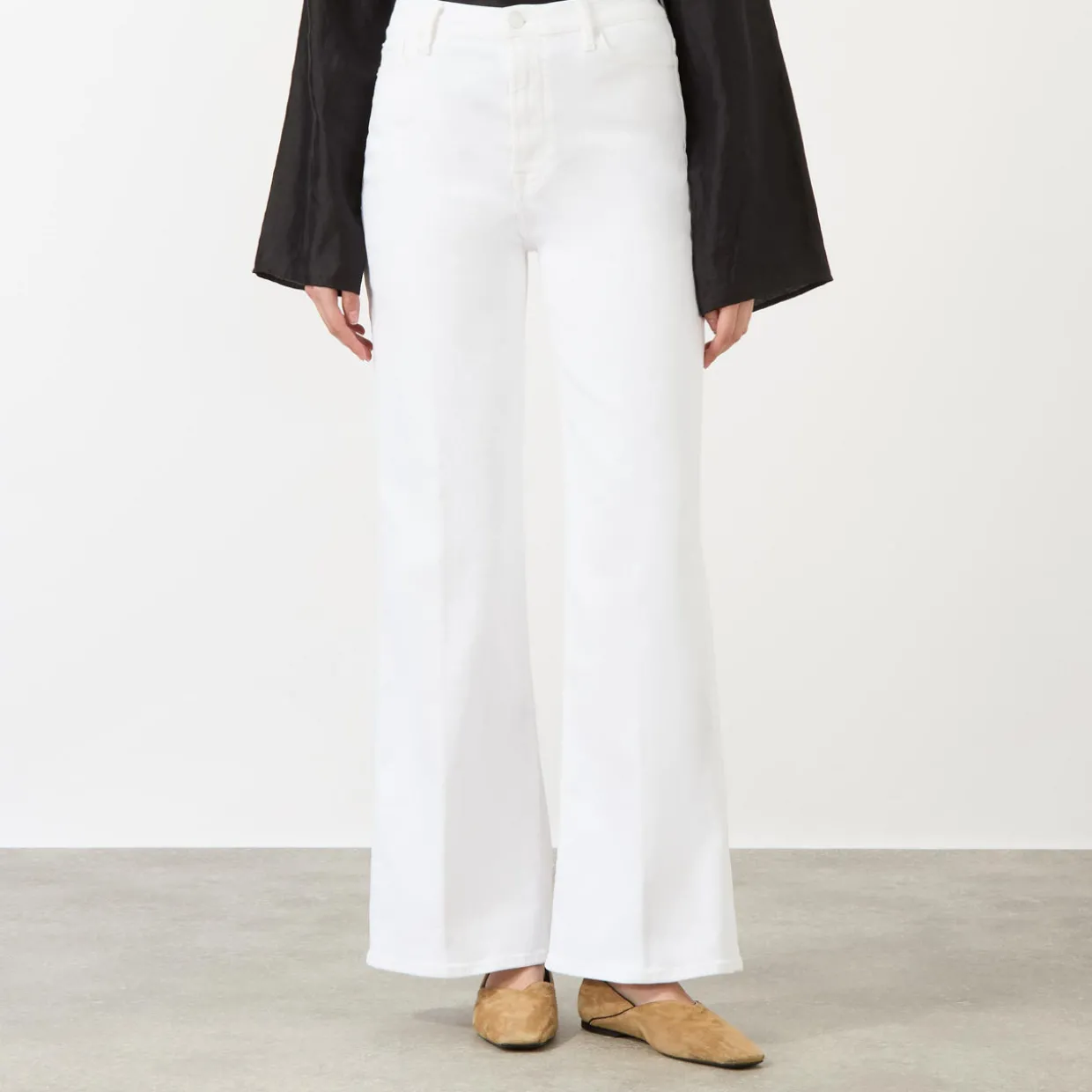 Jo Ultra High-Rise Wide Leg Jeans