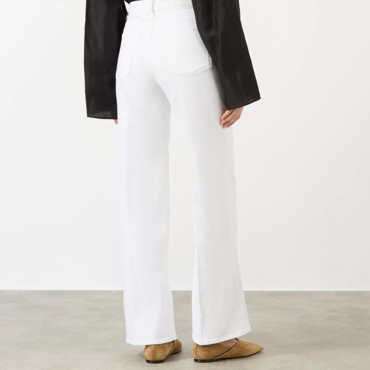 Jo Ultra High-Rise Wide Leg Jeans