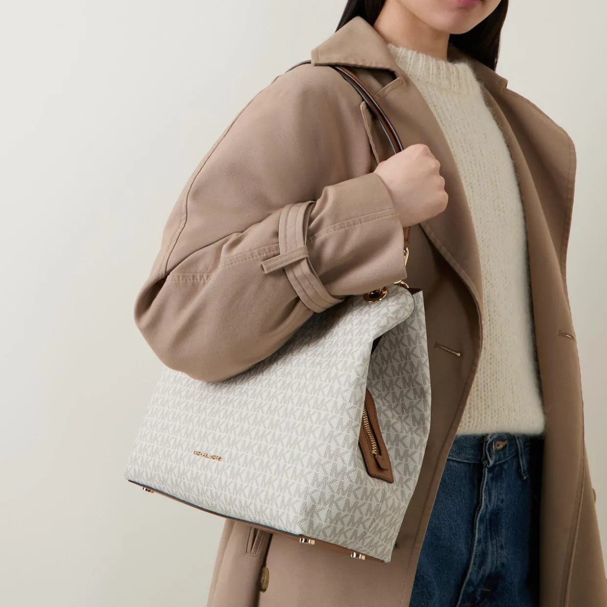 Kensington Logo Shoulder Bag