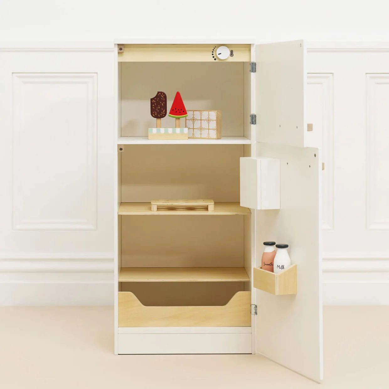Kitchen Freestanding Fridge Freezer