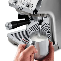 La Specialista Arte Evo Cold Brew Bean To Cup Coffee Machine