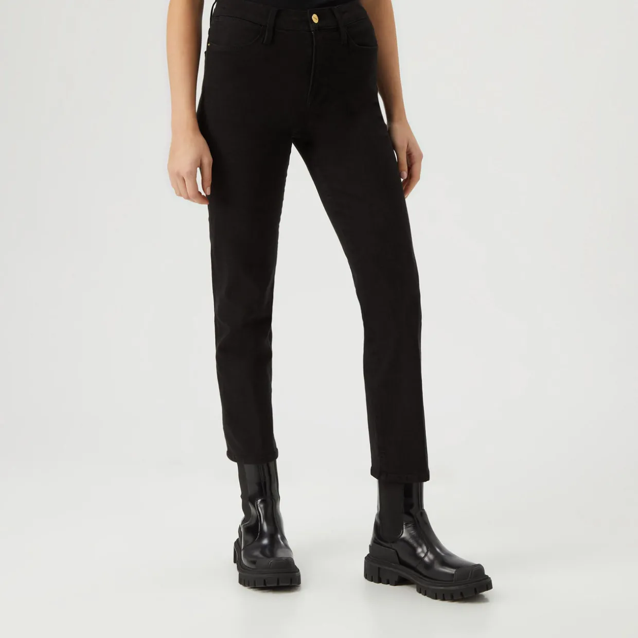 Le High Rise Slim Fit Straight Leg Jeans