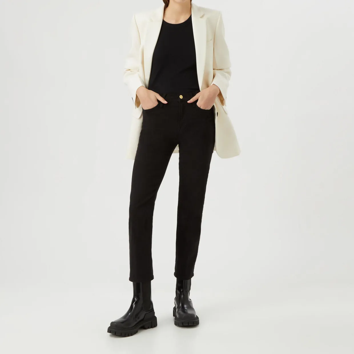 Le High Rise Slim Fit Straight Leg Jeans