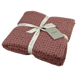 Leanne Throw Pink