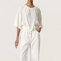Leodora Solid Blouse