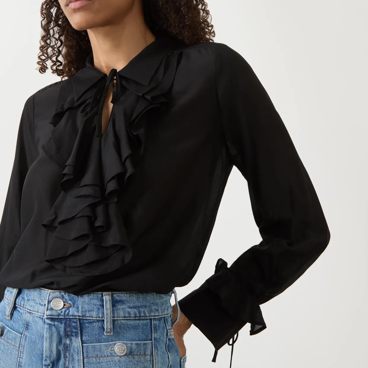 Lesienna Ruffle Blouse