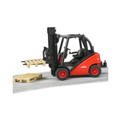 Linde Fork Lift H30D & 2 Pallets Playset