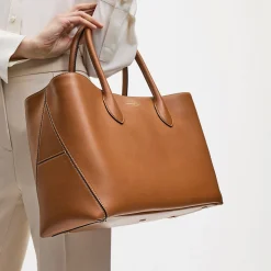 London Smooth Leather Tote Bag