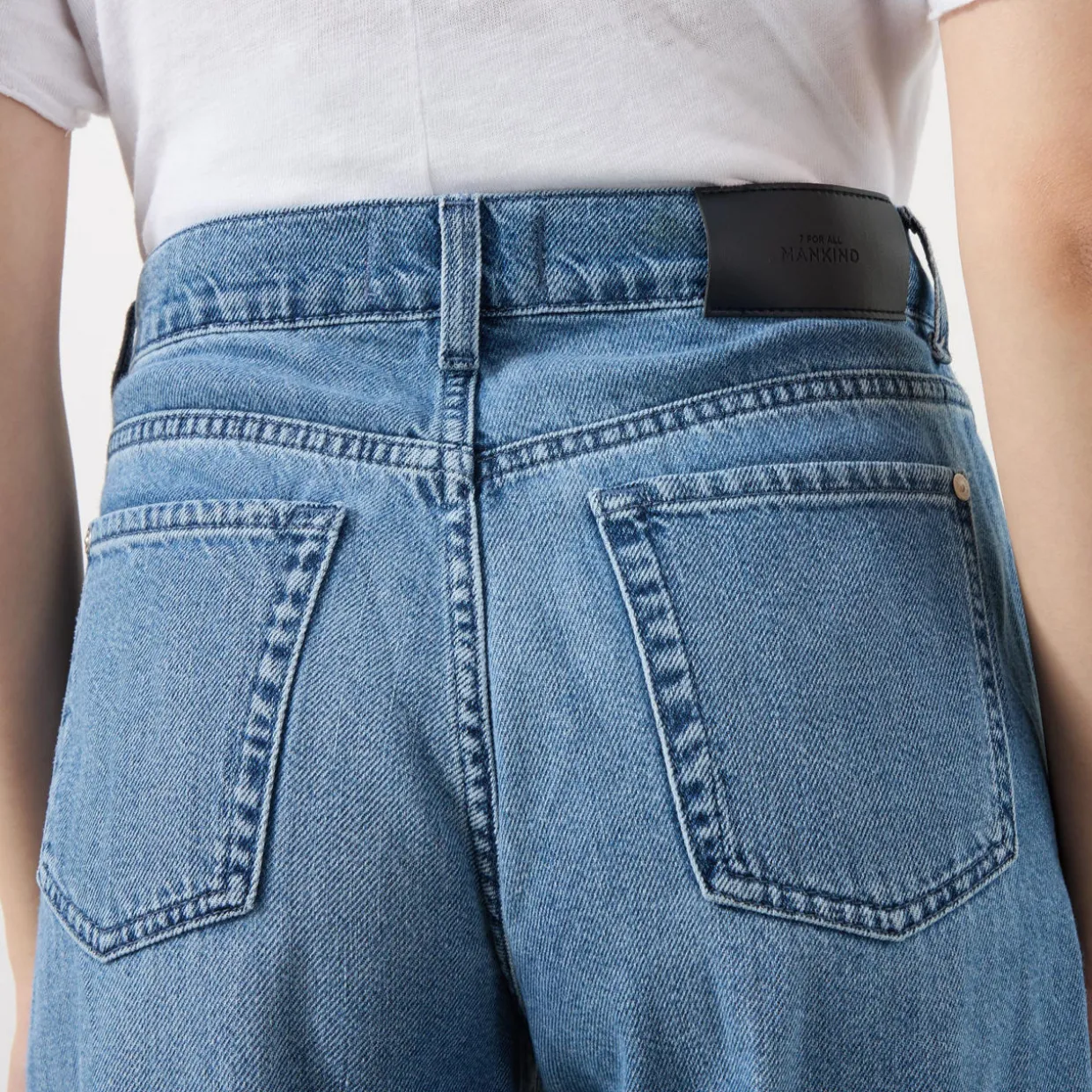 Lotta High-Rise Wide Leg Jeans