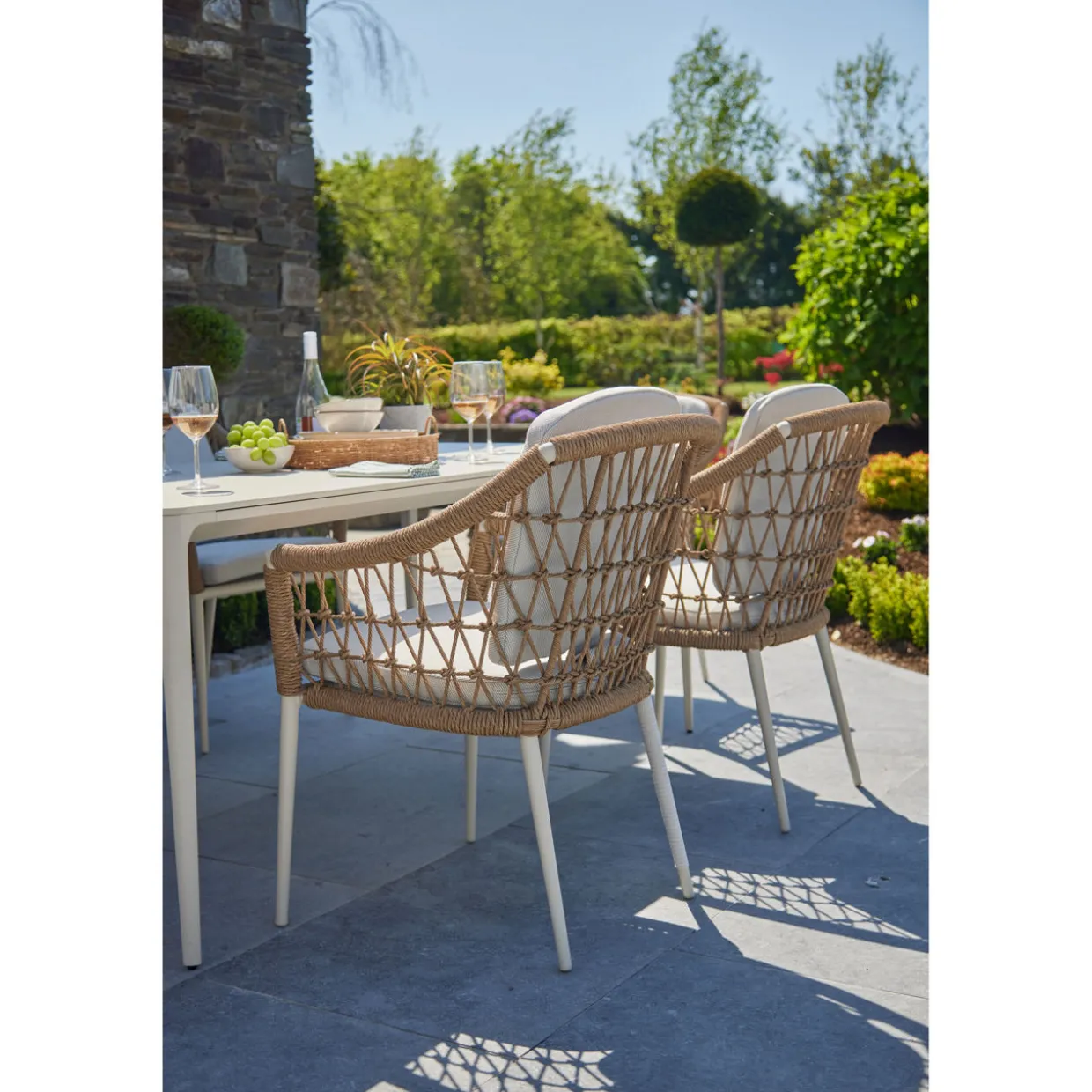 Lyon Garden Dining Set Coconut Urano Ivory