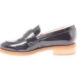 M1232 Penny Loafers