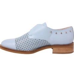 M683 Slip-On Shoes