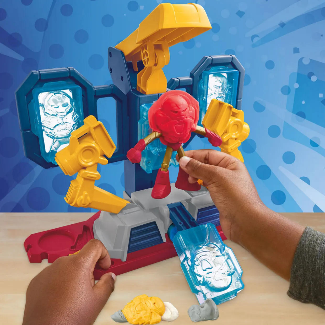 Marvel Iron Man Armour Maker Lab Playset
