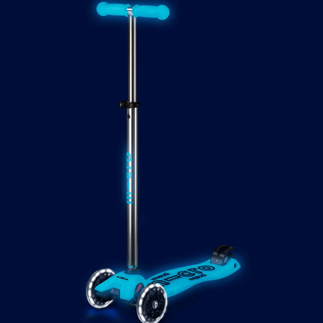 Maxi Deluxe Glow Scooter