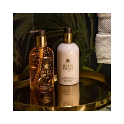 Mesmerising Oudh Accord & Gold Hand Lotion