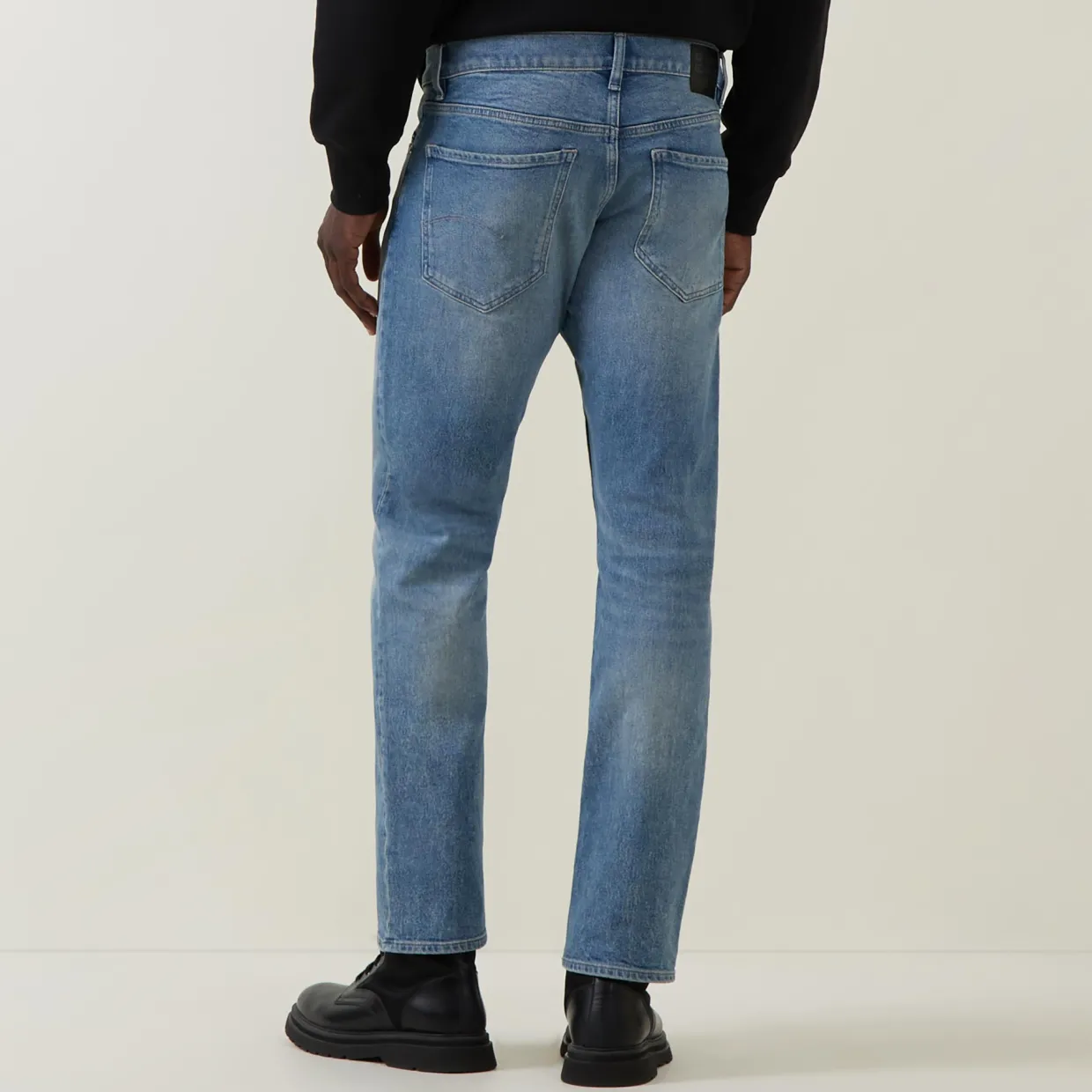 Mosa Mid-Rise Straight Leg Jeans