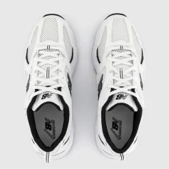 MR530 Trainers