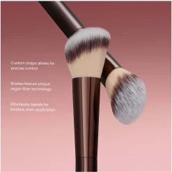 No. 15 Blush Brush
