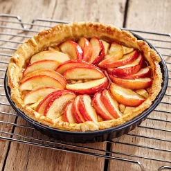 Non-Stick Fluted Flan Tin With Loose Base 20cm