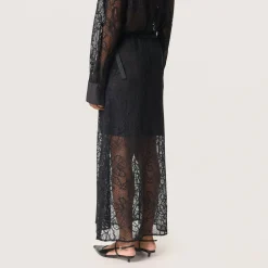 Nylah Lace Skirt