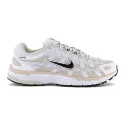P-600 Trainers