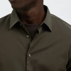 Performance Slim Fit Casual Shirt