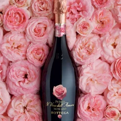 Petalo Moscato Spumante Dolce Gift Box 750ml