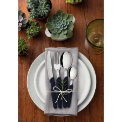 24-Piece Cutlery Set