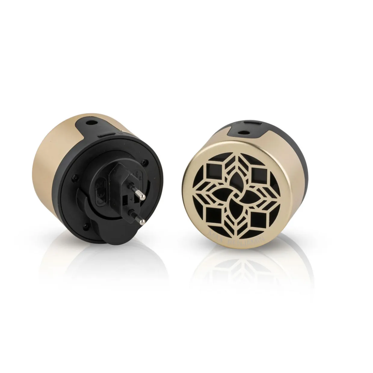 Plug In Wall Diffuser and Refill Set White Pomegranate