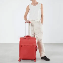 Plume Medium Trip Suitcase