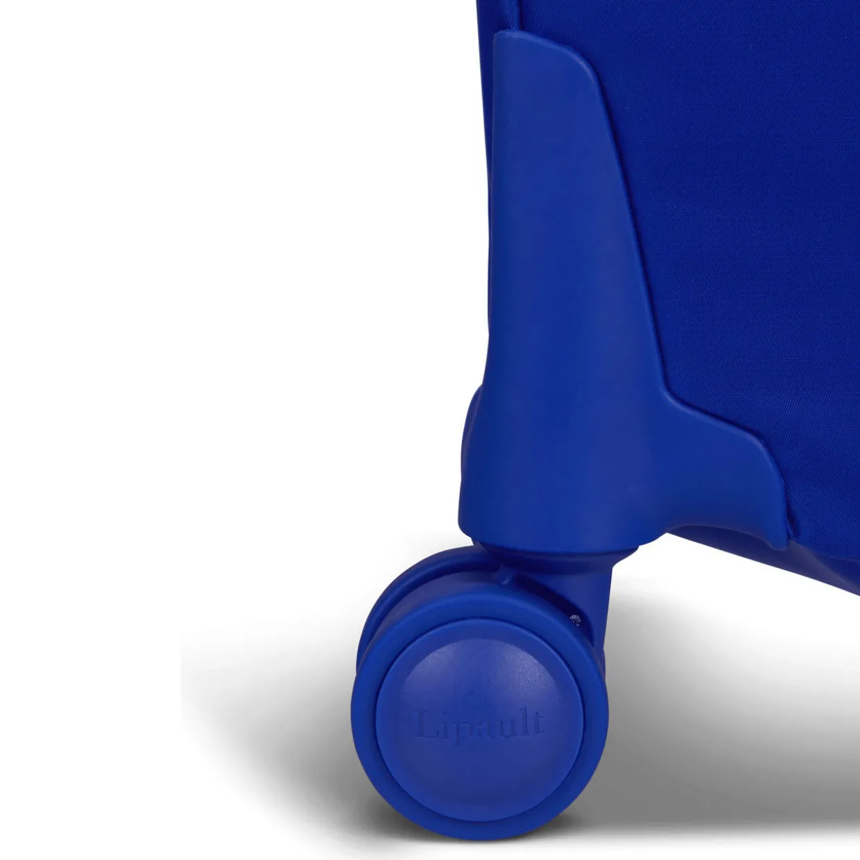 Plume Medium Trip Suitcase
