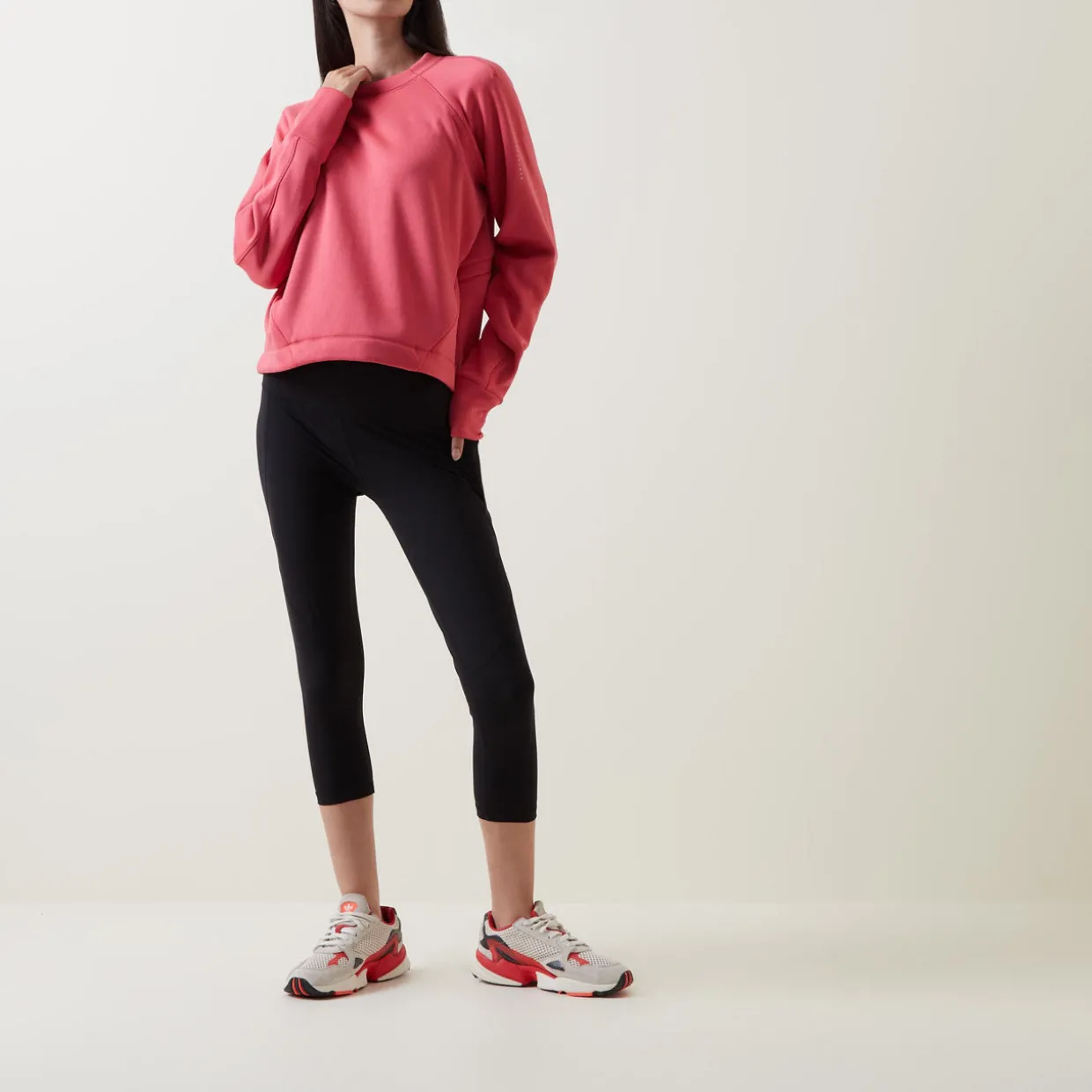 Power Mid-Rise Cropped Leggings