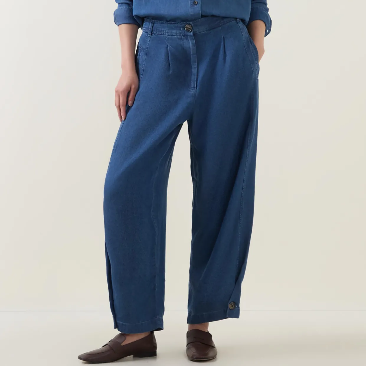 Punna Denim Barrel Leg Trousers