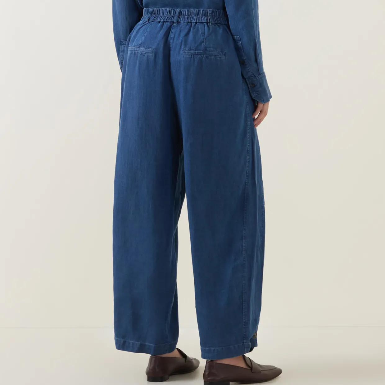 Punna Denim Barrel Leg Trousers
