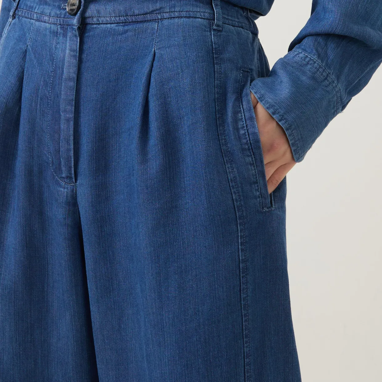 Punna Denim Barrel Leg Trousers