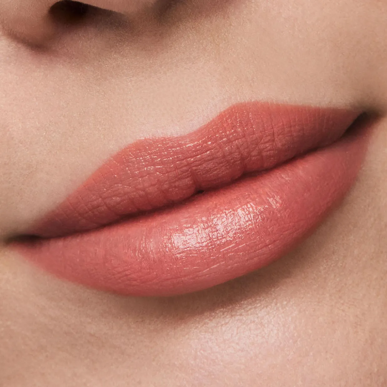 Pure Color Hi-Lustre Lipstick
