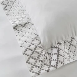 Quinton Duvet Set White Silver